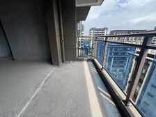 工抵新县城外国语华业旁 三房毛坯现房朝向东 视野开阔无遮