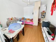 惠小教育,居家装修拎包入住,位置好前后无遮挡,看房方便