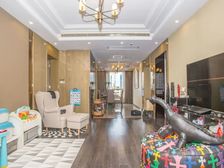 新上房源+品尊二期+次楼+旺位置+全人车分流+空中花园