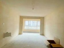 花语印象 三室两卫 采光好 赠车位 出门口 中学