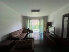 新上架,花园位置不靠路,中间楼层,房东诚售,双地铁口