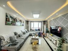 奥德乐商圈送车位超合适 星凯国际南排 3是2卫门口长河公园