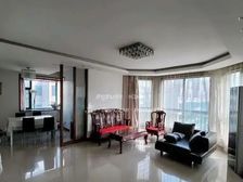 解放路 国华经典 11层电梯洋房 大三居 明厅 双卫 有车位