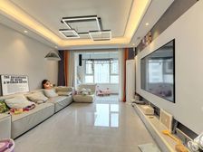 地平西棠甲第 3室2厅 136.95平