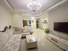 人车分流,楼下口,接受6个月置换,满五V一,前后无遮挡!