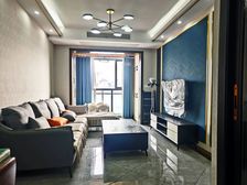 金悦府,次新小区,精装三房,户型方正,拎包入住。