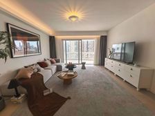 复兴中路明园世纪城新出,徐一位育,精装修,看房方便,停车方便