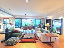 照母山 香港置地壹号半岛四房620万