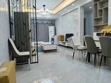 次新小区 急卖 新城市花园二期 三房