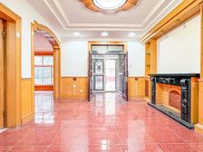 地铁口的别墅,150平私家小院,产权清晰无抵押免高税