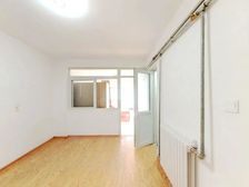 育英胜利大街 低总价精装小户型 看房方便 无记录