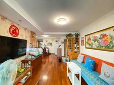 新一期房龄(品翠苑)523双轨交汇处,订好别墅了 价格可谈