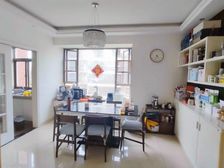 绿湖豪城(二期) 近地铁 精装好房 中间楼层 双卫格局