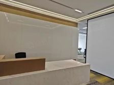 物业直租亦庄核心区国锐广场建筑精装修全套办公家具实地注册