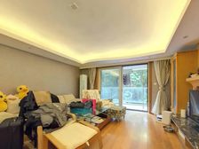 内环内,花园位置,带露台,采光好,户型好,近地铁。