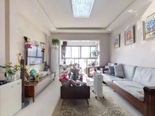 臻选好房,宝龙旁,刚需必看小区中间位置,凤凰楼层