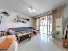 翰林缘花园 南向高区大两居 满五180万可卖