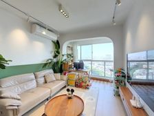 合生颐景 皇金楼层采光好 望广州塔楼下即地铁 全新装修