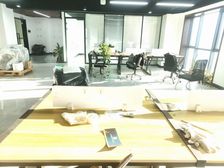 特价急租!先知谷200平现代化装修丨3间 格局方正丨随时看