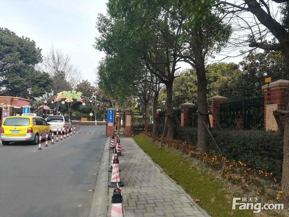 小区相关图