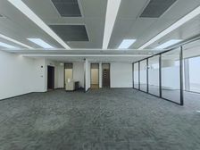 甲级写字楼丨周大福丨地标建筑停车免费丨精装修拎包入住丨MSD