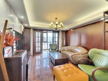 新天地河滨花园 4室1厅 159.26平