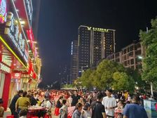 紫荆夜市整层办公酒店民宿!20余万高校师生围绕周边大型社区