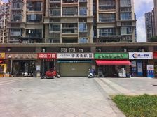 急售,年租8.8 高新4000户小区双边对流面宽5.2三中旁