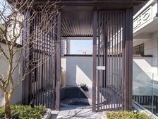 总价200 买中海汤泉云墅复式使用面积170平 私梯温泉到户