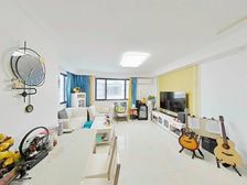 地铁口精装修2改3,尚上川中,中间楼层