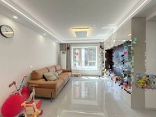 工作调动万科滨海大都会观景轩 带车位家电家具全给