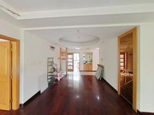 名邸板式户型双南一北南北通,配套齐全有钥匙随时看。