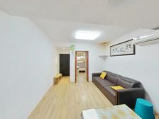 区总极力 检漏书包房 业主降价急售 中间楼层采光十足!