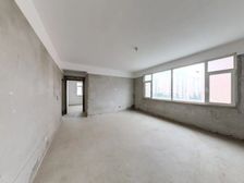 夜市,5楼西打头,看房方便,有钥匙,有视频