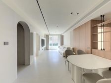 精装未住,装修耗资20多万,中秧空调,装修风格现代