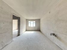 小高层 毛坯随心装修,采光很好 位置好 ,税费各付