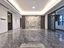 大横厅 长嘉汇朗峯南区 四房 看中庭