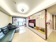 海珠湾 东南大四房 看小区花园 采光好视野好 地铁上盖 可看