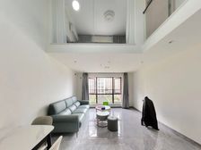 户型方正,间隔实用,小区楼间距够宽,小区绿化好,