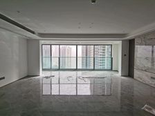 长嘉汇朗峯 4室2厅2卫 精装修 440万元 174平米