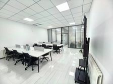 凌奥丨奥城丨天塔周边丨送办公桌椅丨精装拎包入住丨可注册