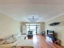 杨思金色中环,6号线地铁口,南北通透大两房,采光好,中心位置