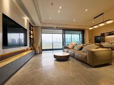 七夕节中央公园头排大平层豪装4室带新风地暖中央空调楼下是公园