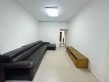 新上精装大两房 双钢路 采光好 随时可看房