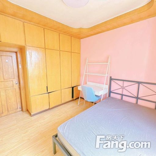  �����ŵ���վ�·����г��� �긣԰С���������Բɹ�� �׼۳��� 