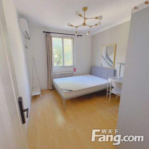  �����ŵ���վ�˴�������������3�㾫װ����Գ������¼�200 