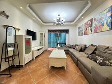 59.8城北精装80平花园!3房2卫带地暖!不临街