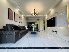 万达!!东站旁,威尼斯 电梯,全新豪装拎包入住 视线好中庭