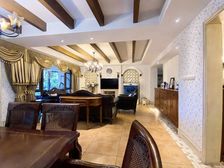 带两个大露台洋房,18号线轻轨站 业主诚心出售,欢迎来电咨询