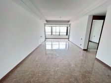 电梯房 3室 南北通透 123平 精装 房东急置换 诚心出售